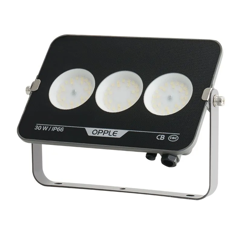 Прожектор светодиодный уличный OPPLE LED Floodlight EQ3 30W-4000-GY-GP поворотный — вид под углом