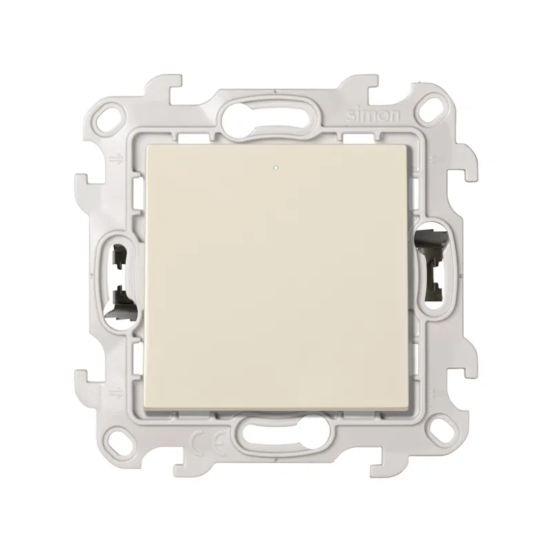 Выключатель Simon 24 Harmonie однополюсный, с подсветкой, 10AX 250В, слоновая кость — механизм с клавишей крупным планом