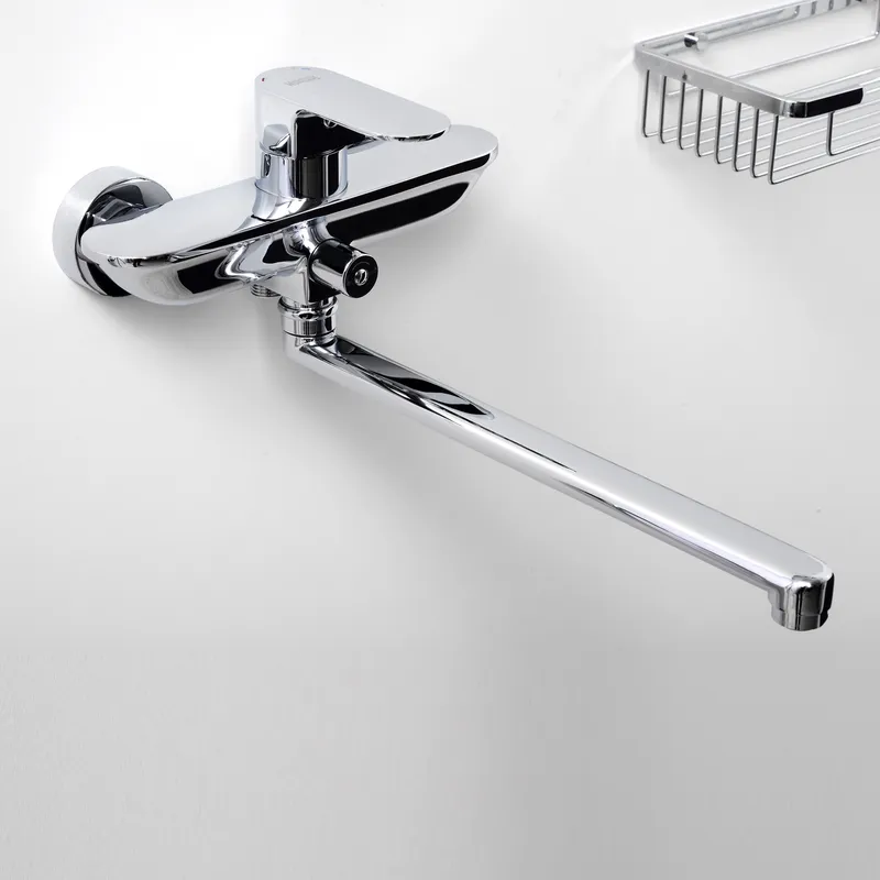 Смеситель для ванны Wasserkraft Dinkel 5800 с длинным изливом — вид под углом