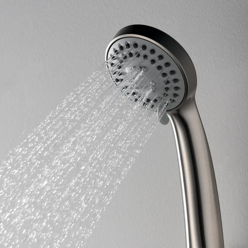 Ручной душ Wasserkraft Wern 4200 — лейка крупным планом под углом