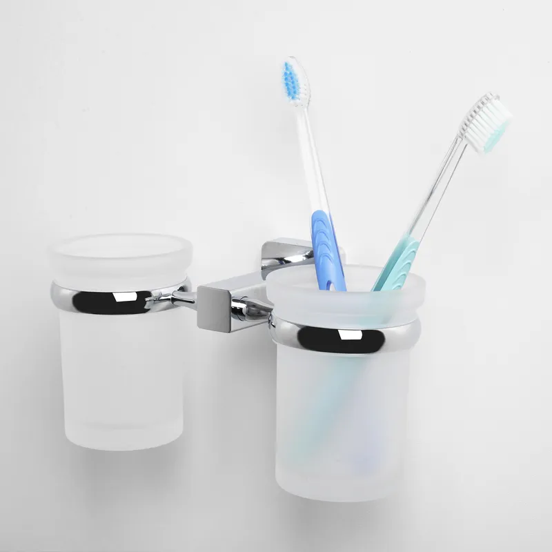 Стакан Wasserkraft Lippe K-6500 для зубных щеток, двойной — вид спереди под углом