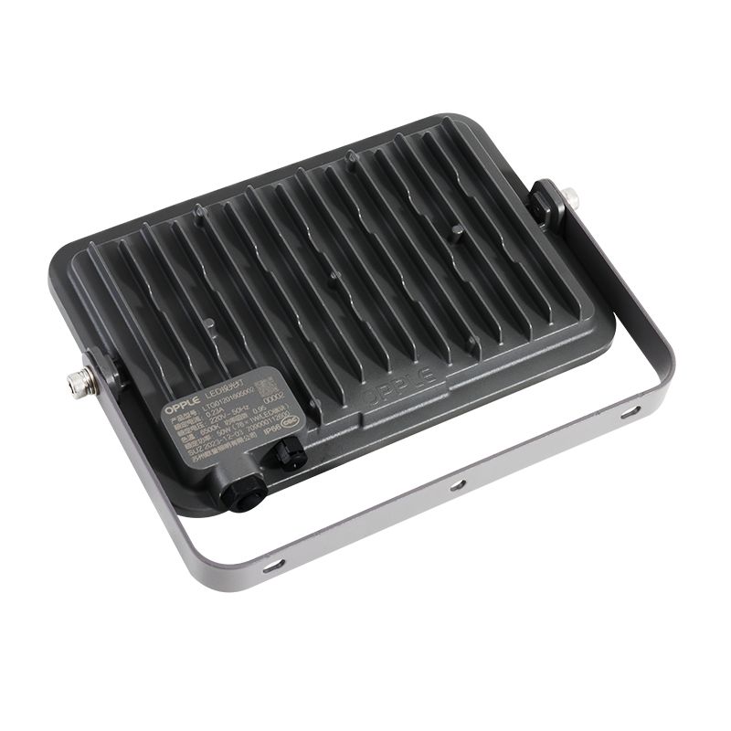 Прожектор светодиодный уличный OPPLE LED Floodlight EQ3 50W-4000-GY-GP поворотный — вид под углом-2