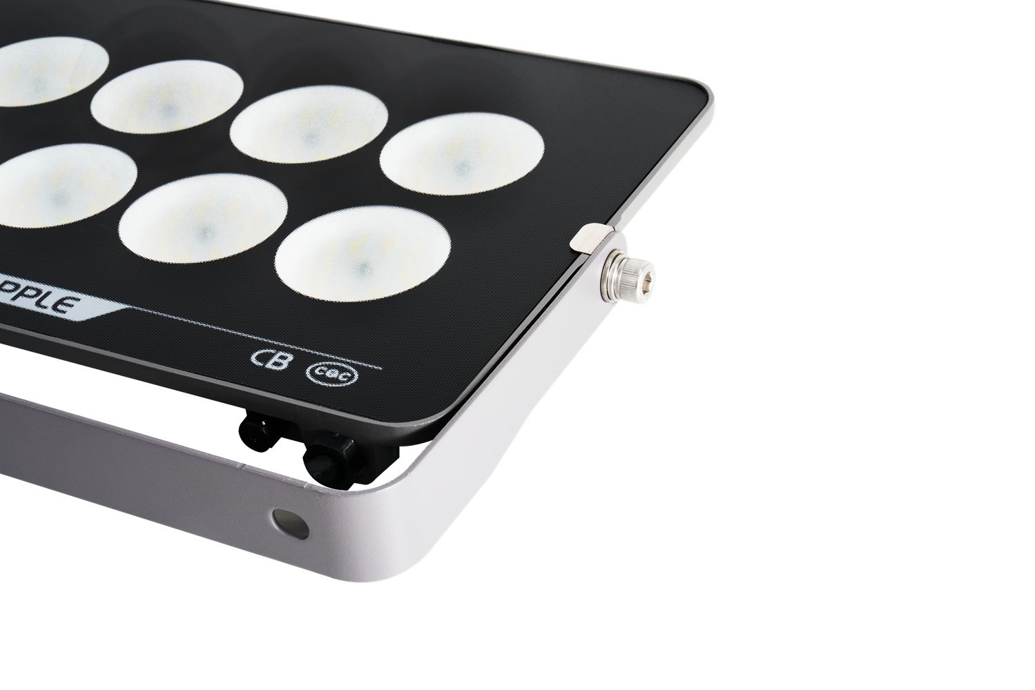 Прожектор светодиодный уличный OPPLE LED Floodlight EQ3 70W-4000-GY-GP поворотный — вид на светодиодные элементы крупным планом