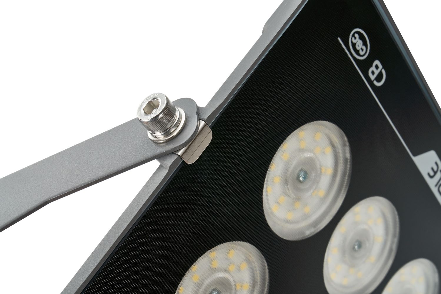 Прожектор светодиодный уличный OPPLE LED Floodlight EQ3 70W-4000-GY-GP поворотный — вид на светодиодные модули крупным планом