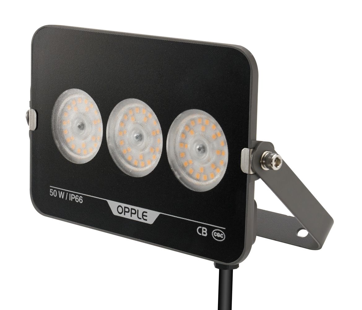 Прожектор светодиодный уличный OPPLE LED Floodlight EQ3 50W-3000-GY-GP поворотный — вид под углом