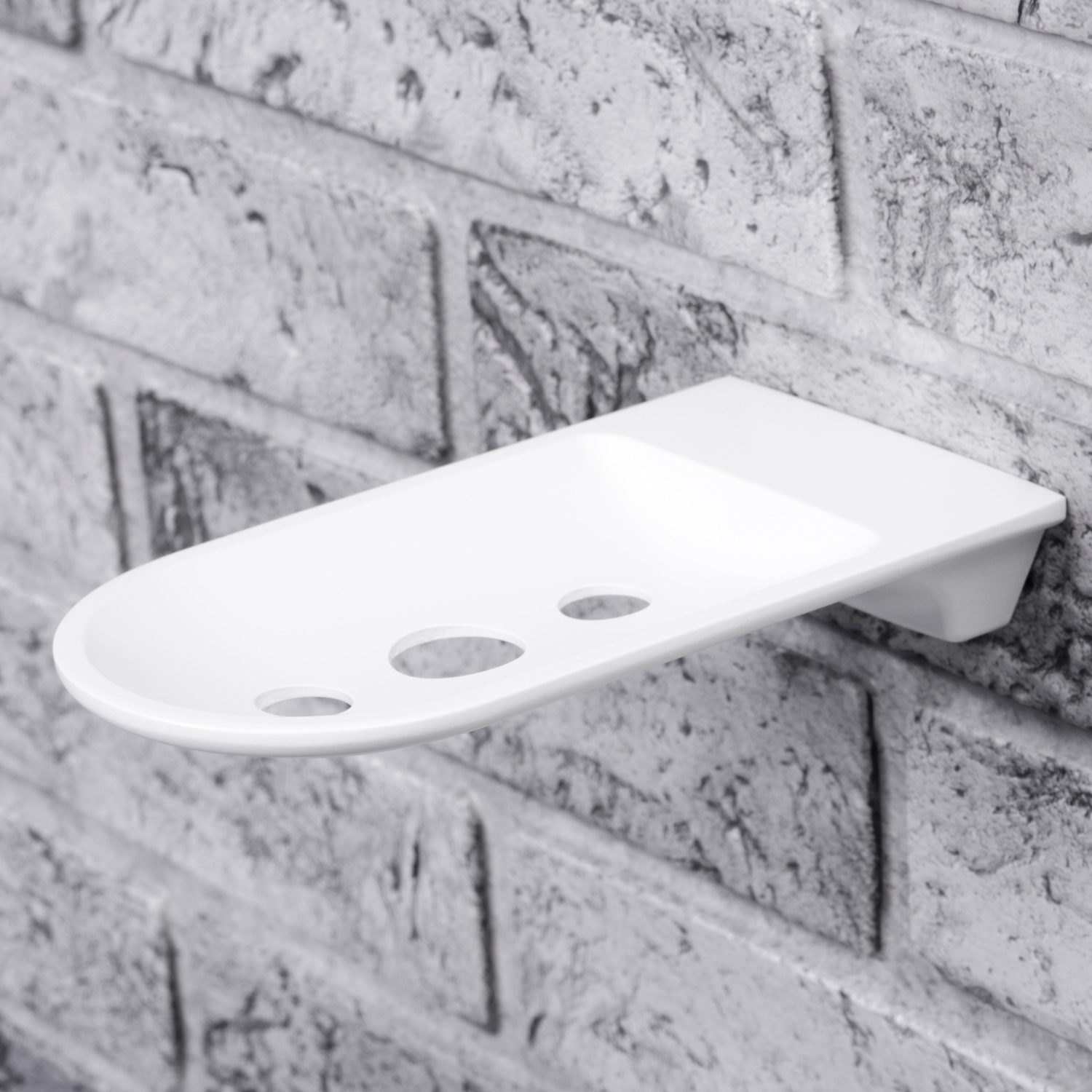 Мыльница Wasserkraft Kammel K-8300White, решетка — на серой кирпичной стене-1